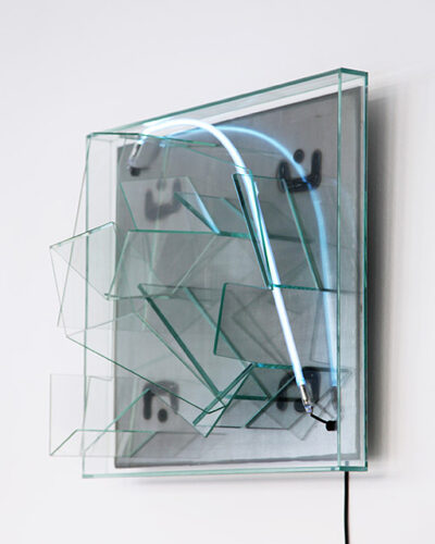Sigune Siévi, auto-route (gallery-glass)